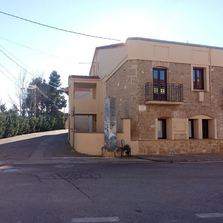 Appartamento The Almond Tree Torre del Compte Esterno foto